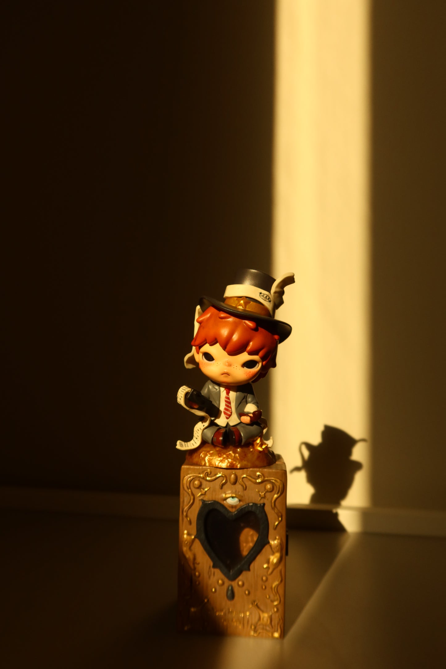 Hirono "Le Petit Prince"-The Businessman