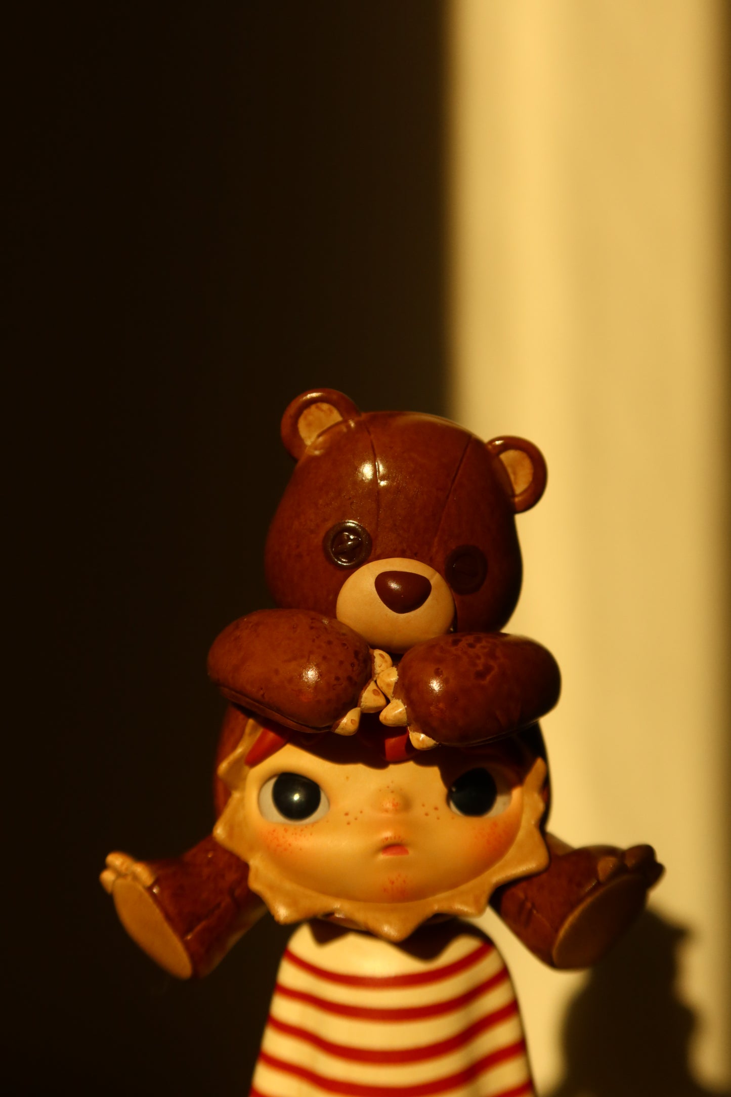 Hirono "Little Mischief"-Protector