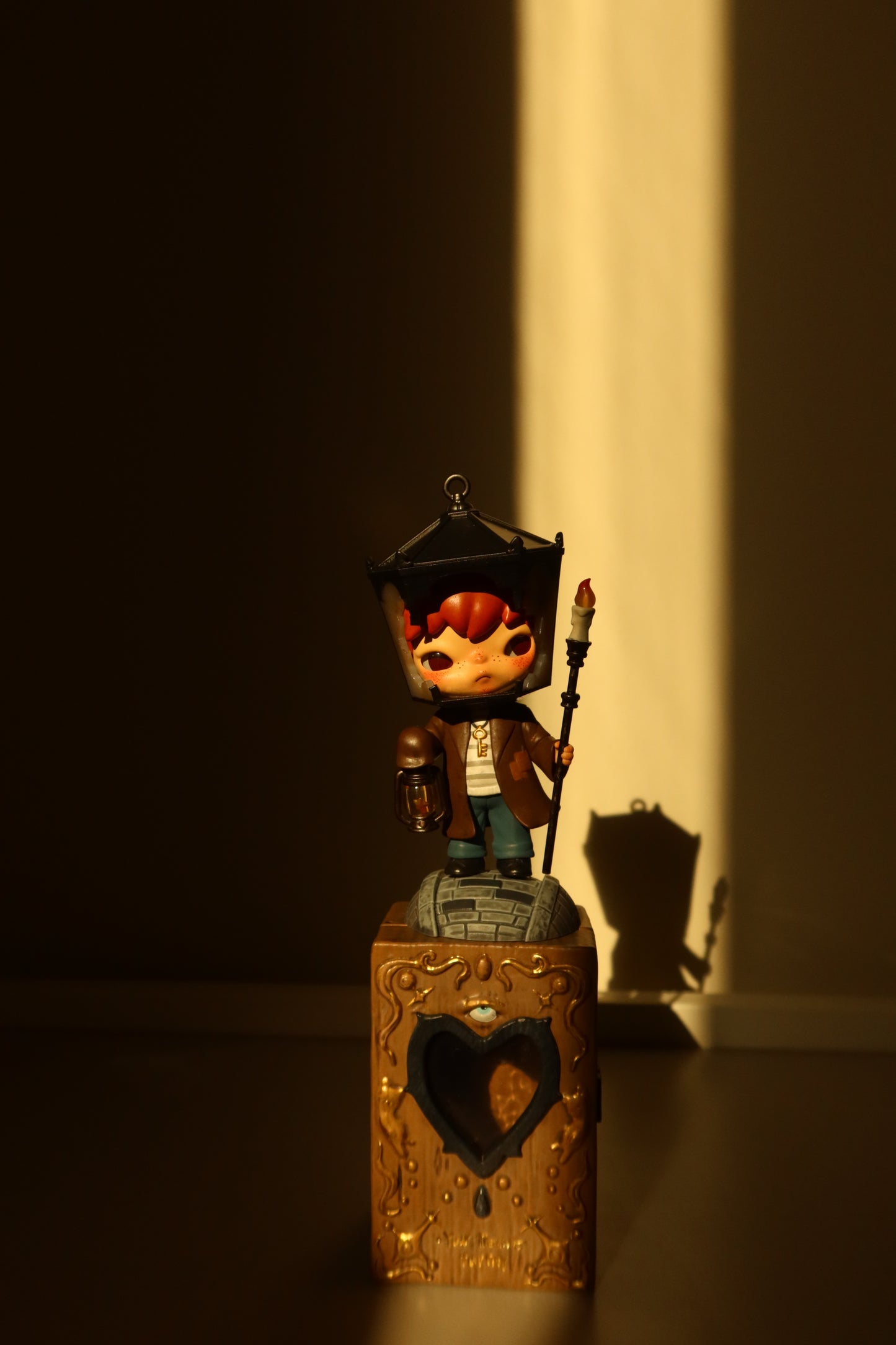 Hirono "Le Petit Prince"-The Lamplighter