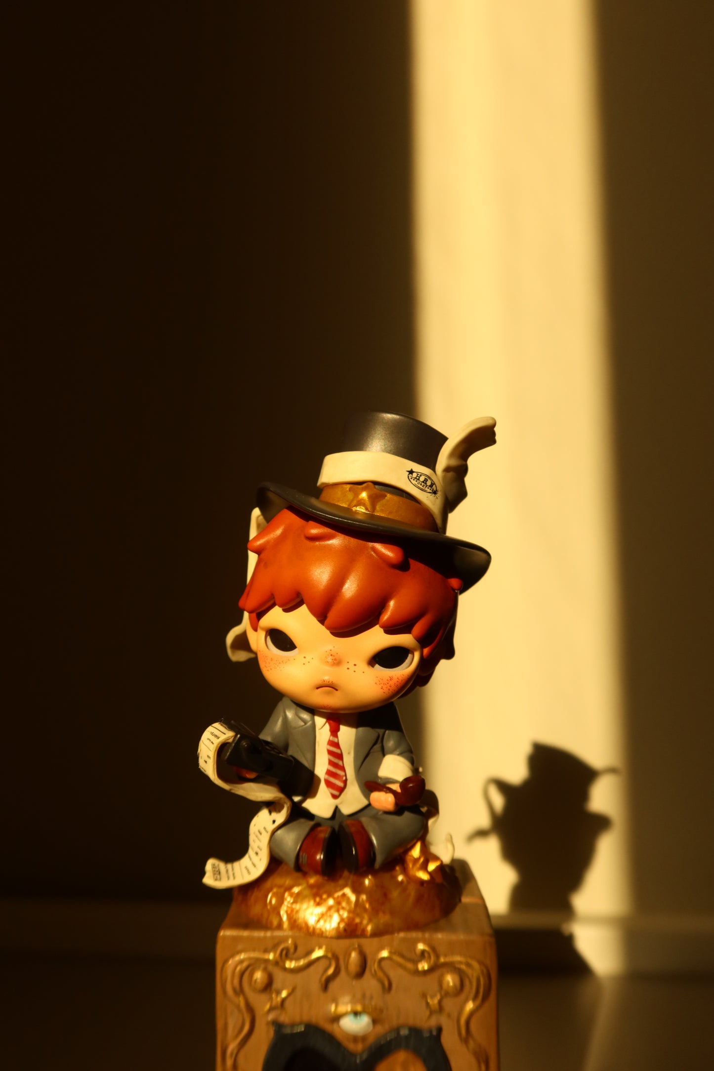 Hirono "Le Petit Prince"-The Businessman