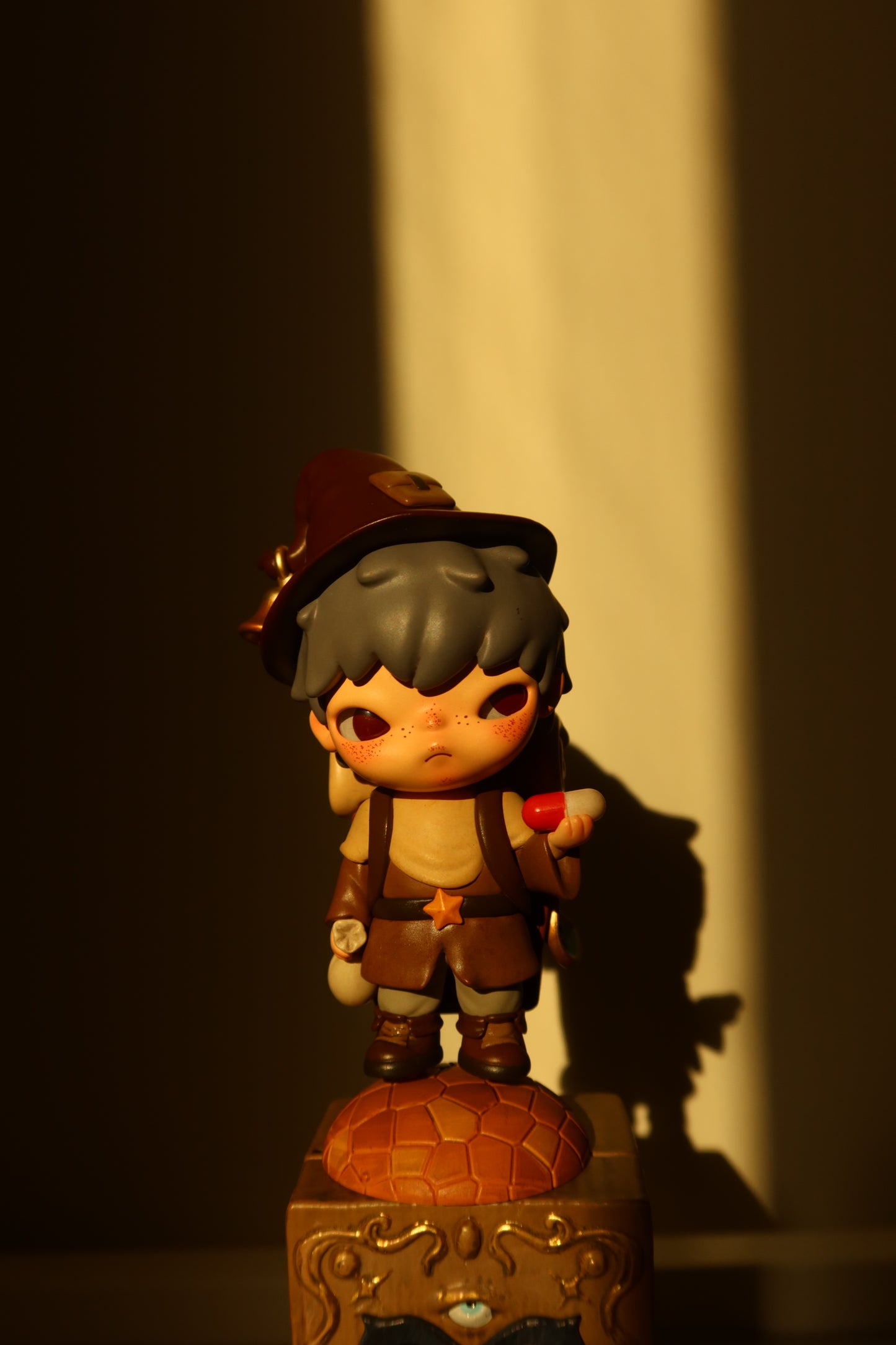 Hirono "Le Petit Prince"-The Merchant